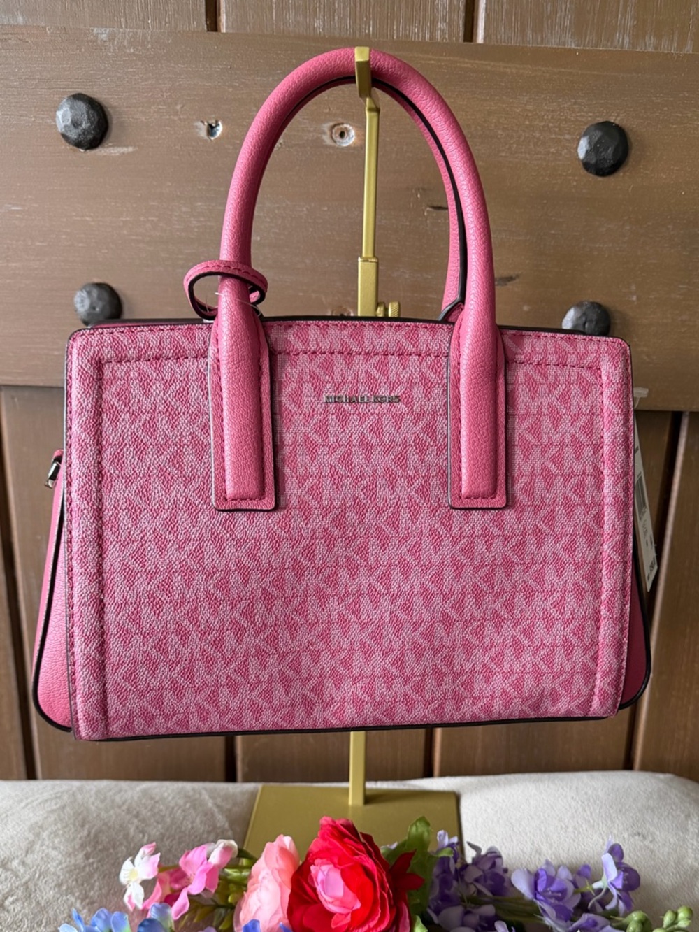 Michael Kors Laila Small Signature Logo Satchel NWT originally $280 - Picture 2 of 5